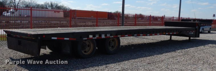 image for item DM2885 2006 Trail King TK70SA-482 tilt deck equipment trailer
