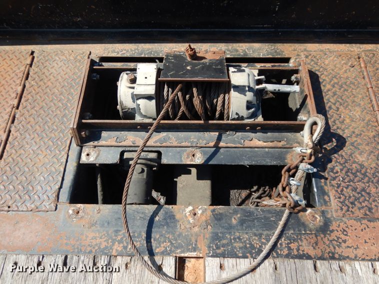 image for item DM2885 2006 Trail King TK70SA-482 tilt deck equipment trailer