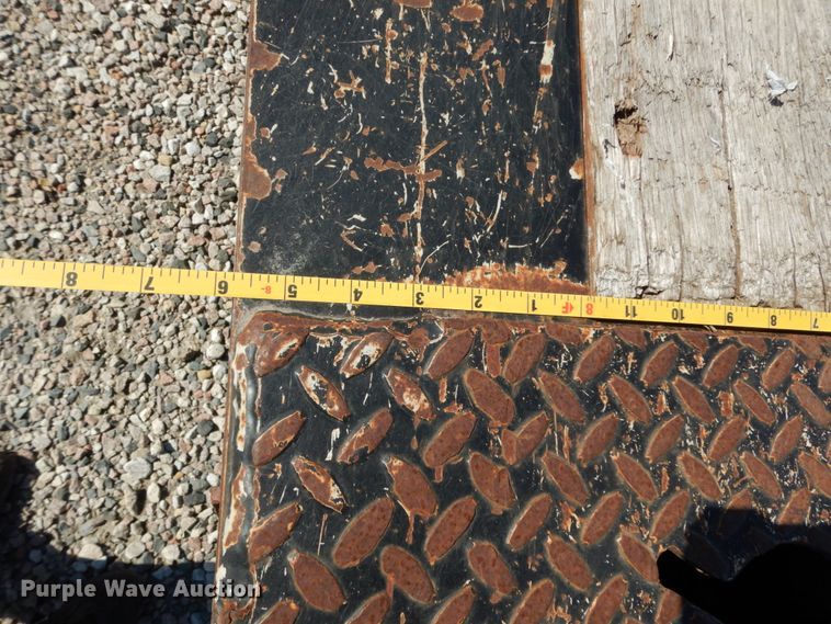 image for item DM2885 2006 Trail King TK70SA-482 tilt deck equipment trailer