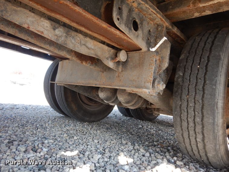 image for item DM2885 2006 Trail King TK70SA-482 tilt deck equipment trailer