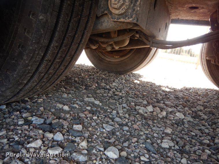 image for item DM2885 2006 Trail King TK70SA-482 tilt deck equipment trailer