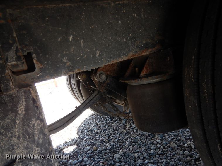 image for item DM2885 2006 Trail King TK70SA-482 tilt deck equipment trailer