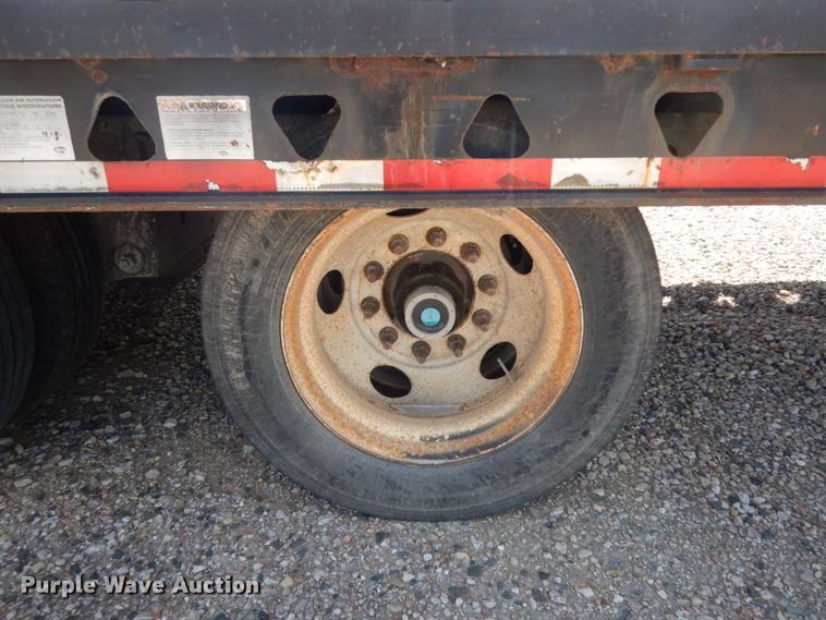 image for item DM2885 2006 Trail King TK70SA-482 tilt deck equipment trailer