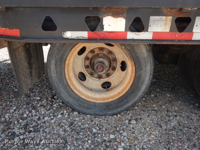 image for item DM2885 2006 Trail King TK70SA-482 tilt deck equipment trailer