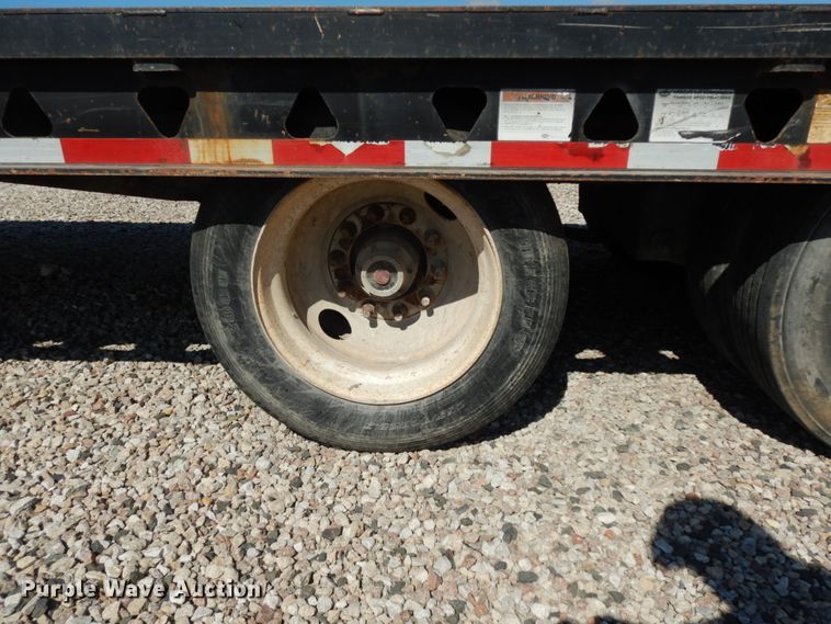 image for item DM2885 2006 Trail King TK70SA-482 tilt deck equipment trailer