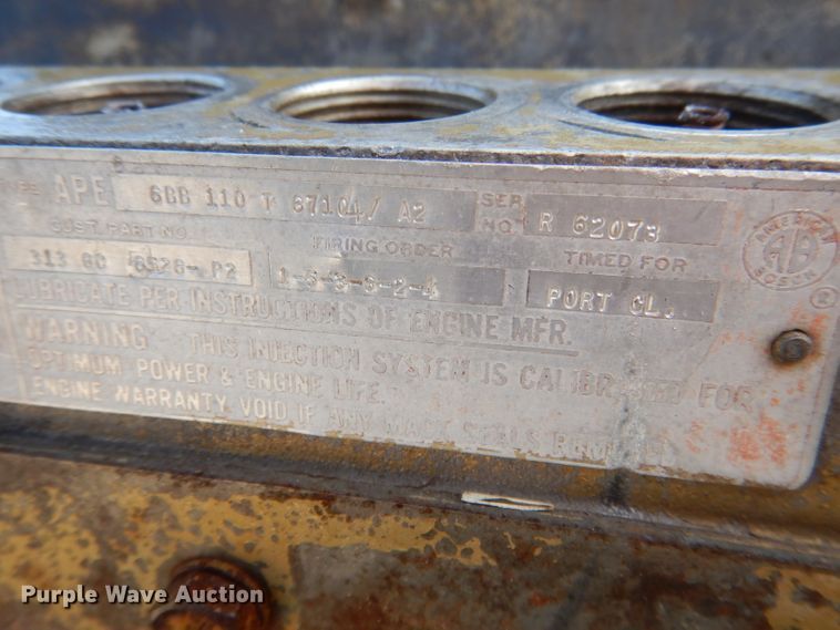 image for item FA9496 Mack six cylinder diesel engine