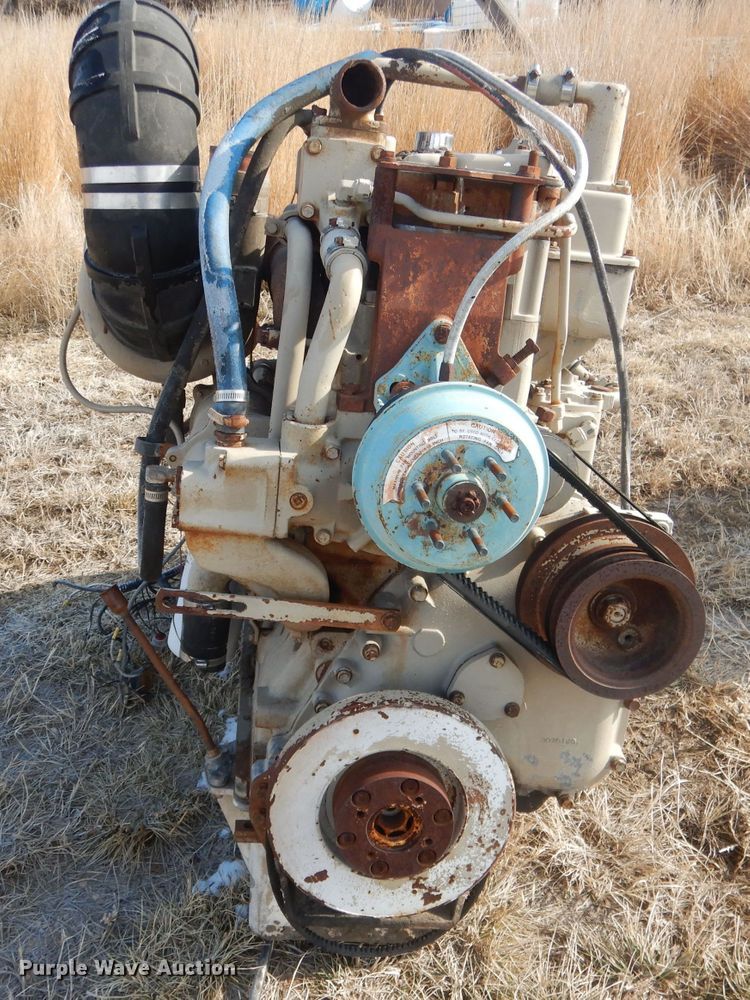 image for item FA9497 Cummins NTC350BC1 six cylinder diesel engine