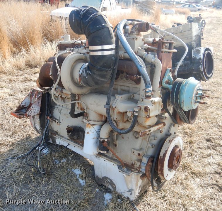 image for item FA9497 Cummins NTC350BC1 six cylinder diesel engine