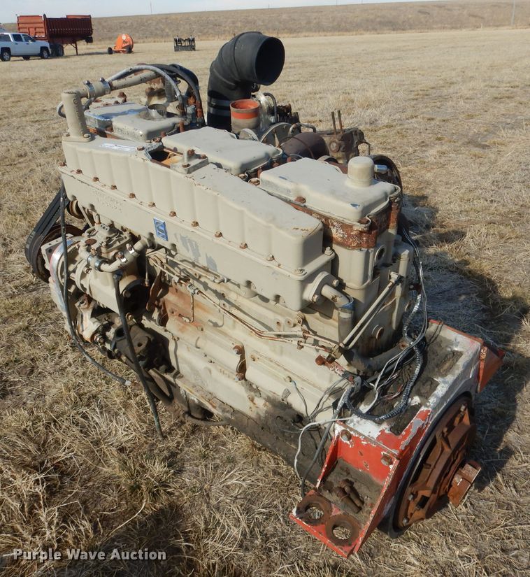 image for item FA9497 Cummins NTC350BC1 six cylinder diesel engine