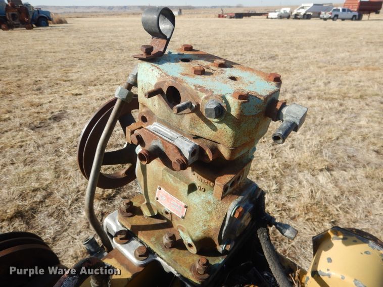 image for item FA9499 Caterpillar 3208 eight cylinder diesel engine