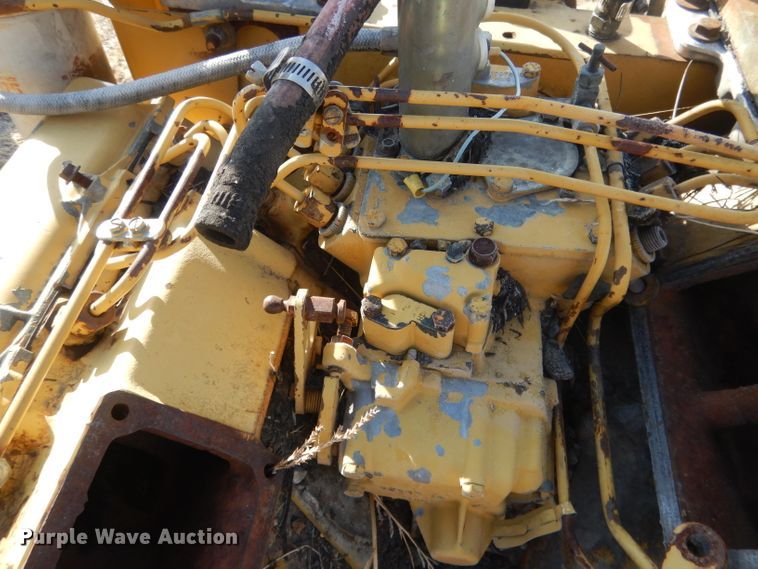 image for item FA9499 Caterpillar 3208 eight cylinder diesel engine