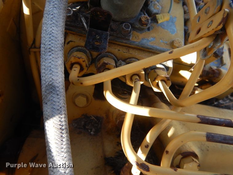 image for item FA9499 Caterpillar 3208 eight cylinder diesel engine