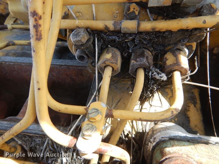 image for item FA9499 Caterpillar 3208 eight cylinder diesel engine