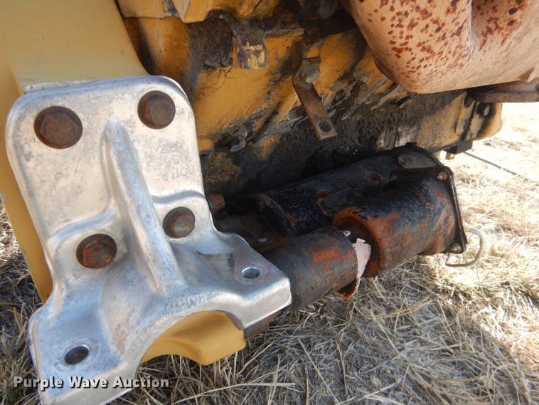 image for item FA9499 Caterpillar 3208 eight cylinder diesel engine