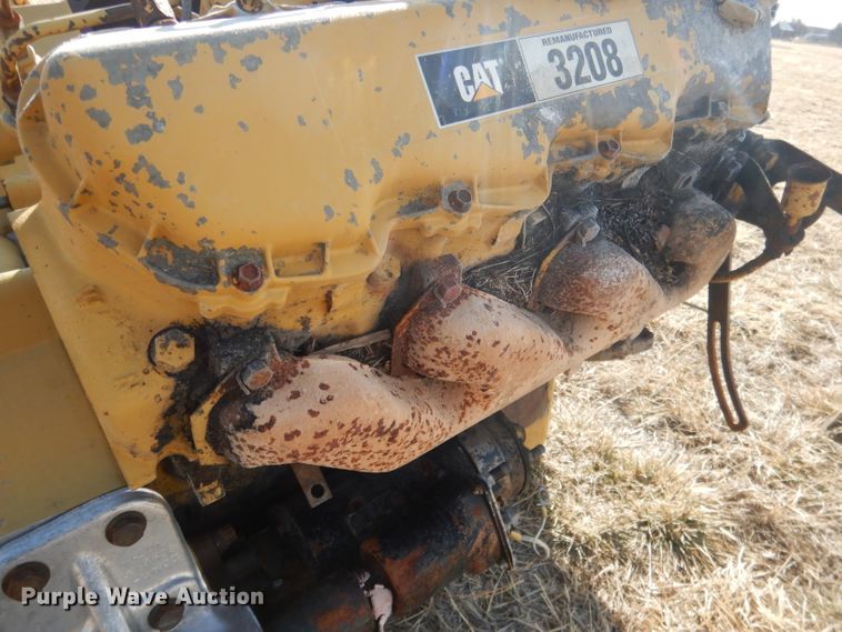 image for item FA9499 Caterpillar 3208 eight cylinder diesel engine