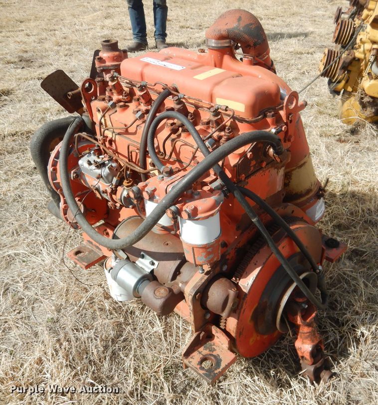 image for item FI9003 Cav four cylinder diesel engine