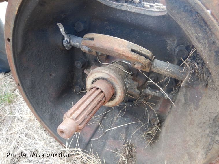 image for item FI9004 Eaton Fuller 7027 manual transmission