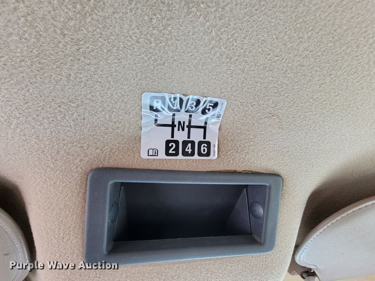 image for item FL9118 2003 Chevrolet C6500  shingle conveyor truck