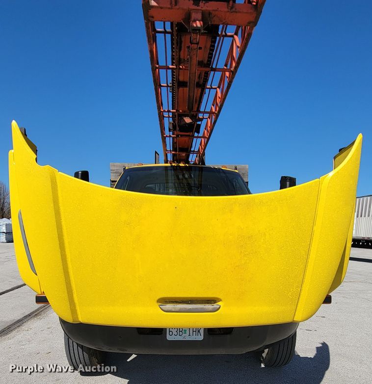 image for item FL9118 2003 Chevrolet C6500  shingle conveyor truck