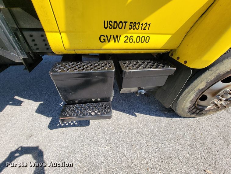 image for item FL9118 2003 Chevrolet C6500  shingle conveyor truck