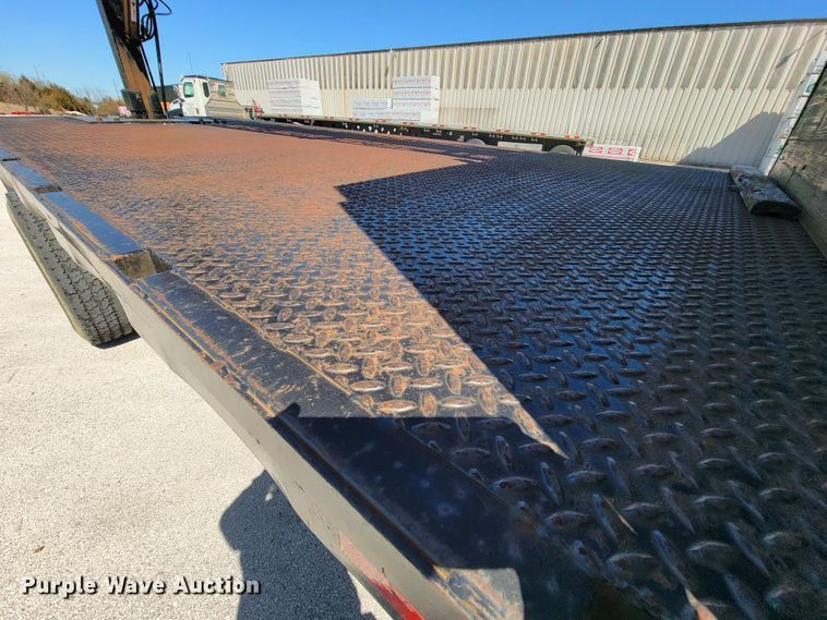 image for item FL9118 2003 Chevrolet C6500  shingle conveyor truck