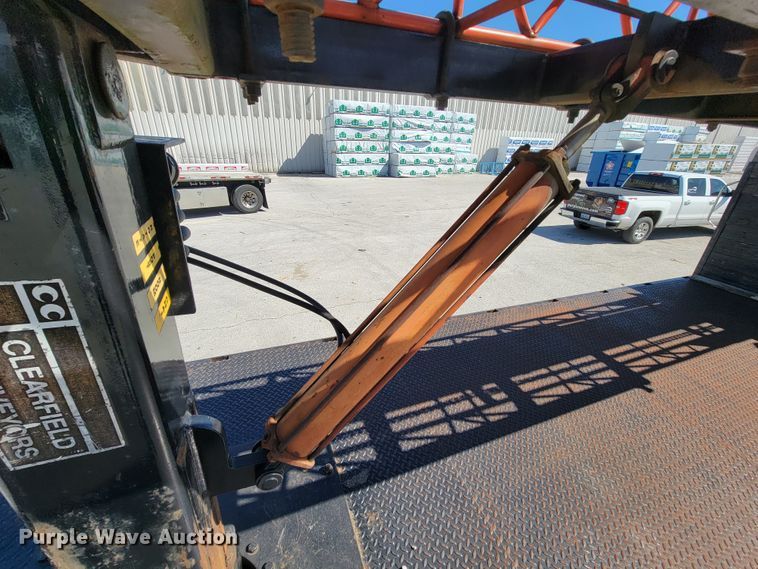 image for item FL9118 2003 Chevrolet C6500  shingle conveyor truck