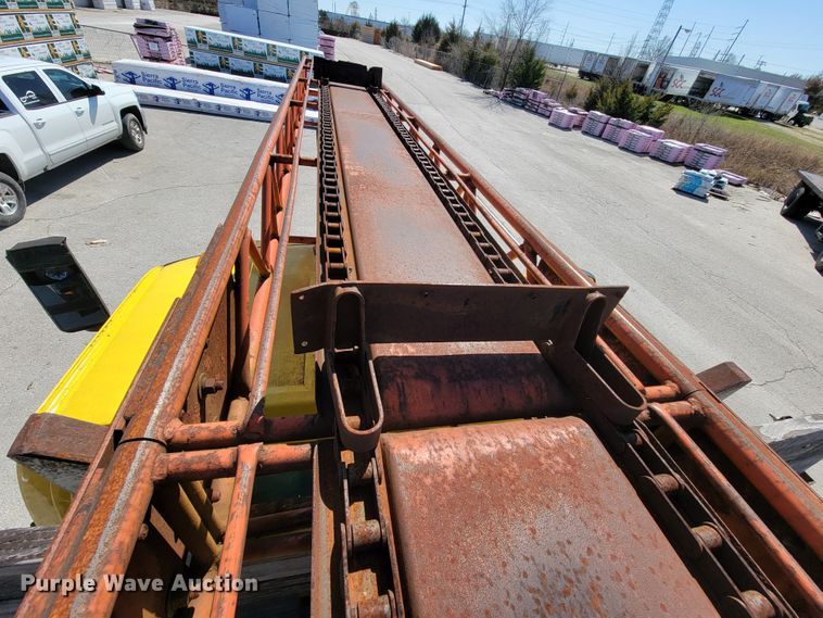 image for item FL9118 2003 Chevrolet C6500  shingle conveyor truck