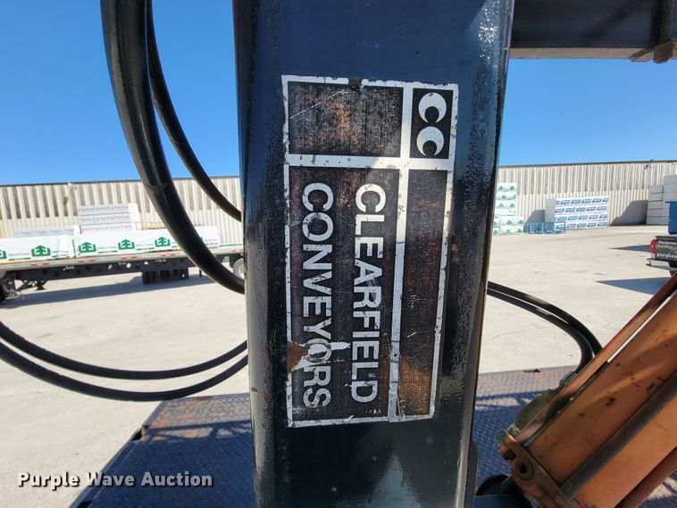 image for item FL9118 2003 Chevrolet C6500  shingle conveyor truck