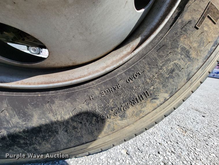 image for item FL9118 2003 Chevrolet C6500  shingle conveyor truck