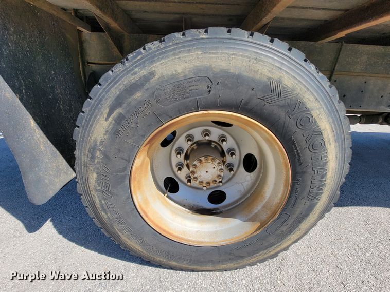 image for item FL9118 2003 Chevrolet C6500  shingle conveyor truck