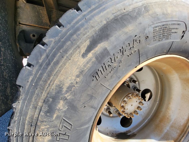 image for item FL9118 2003 Chevrolet C6500  shingle conveyor truck