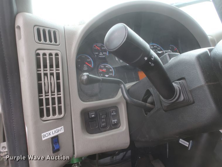 image for item HK9614 2016 International DuraStar 4300  refrigerated delivery truck