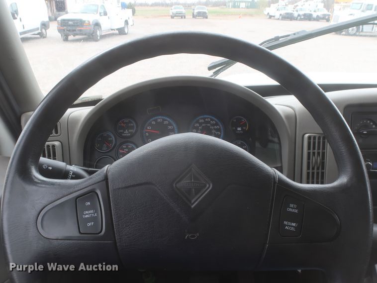 image for item HK9614 2016 International DuraStar 4300  refrigerated delivery truck