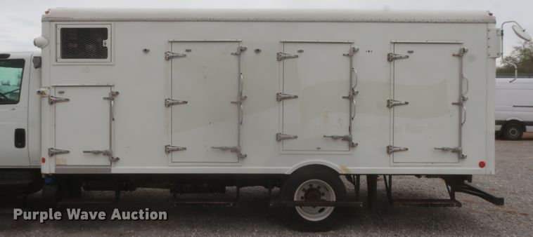 image for item HK9614 2016 International DuraStar 4300  refrigerated delivery truck