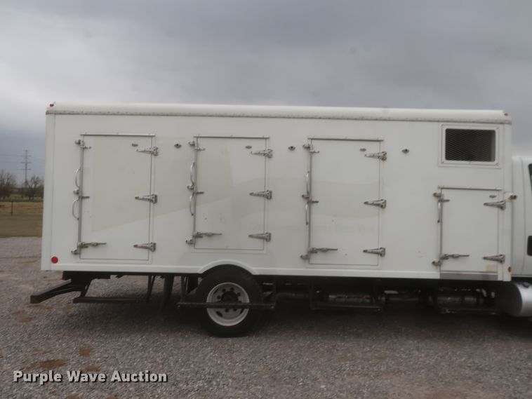 image for item HK9614 2016 International DuraStar 4300  refrigerated delivery truck