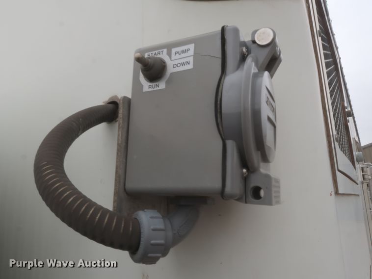 image for item HK9614 2016 International DuraStar 4300  refrigerated delivery truck