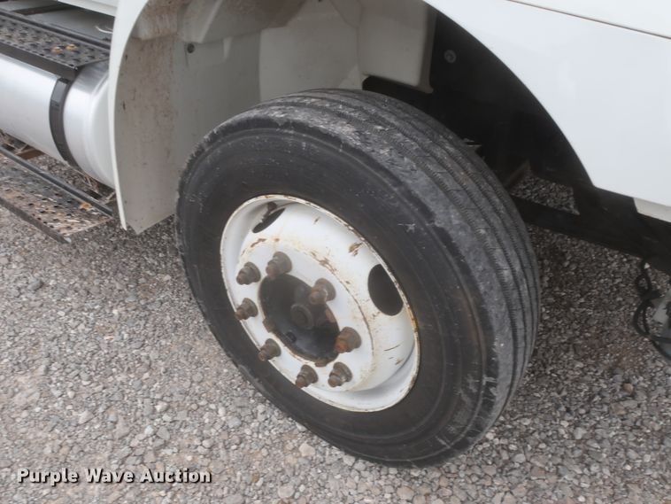 image for item HK9614 2016 International DuraStar 4300  refrigerated delivery truck