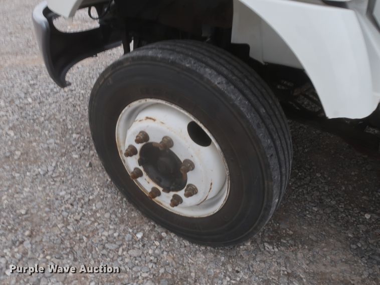 image for item HK9614 2016 International DuraStar 4300  refrigerated delivery truck