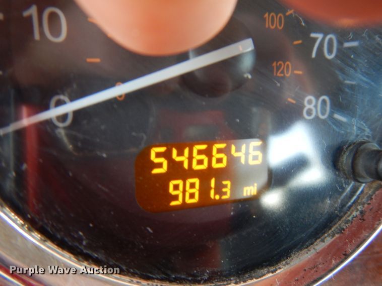 image for item HR9013 2009 Peterbilt 384  semi truck