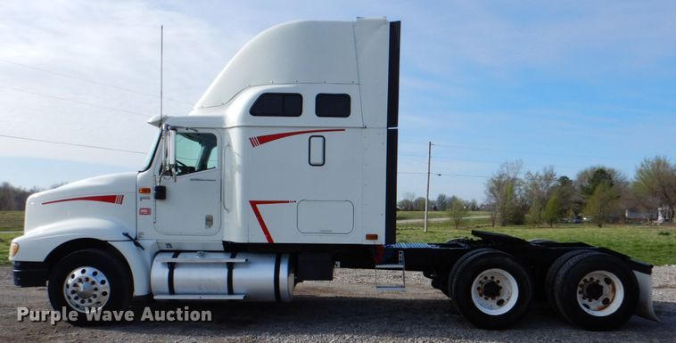 image for item HX9191 2007 International 9400i  semi truck