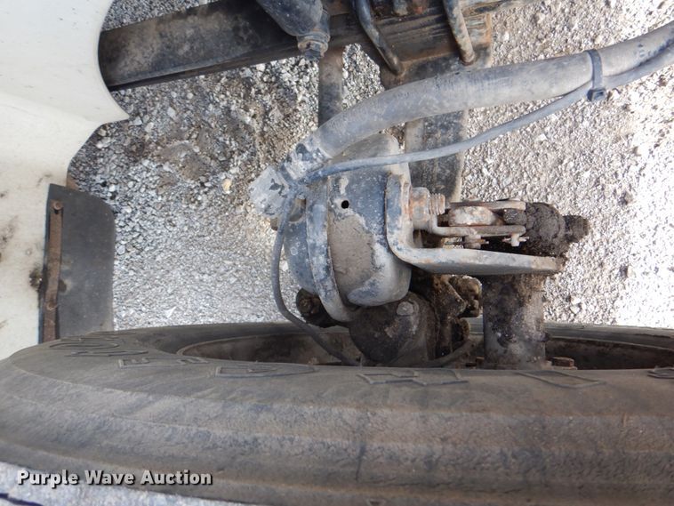 image for item HX9191 2007 International 9400i  semi truck