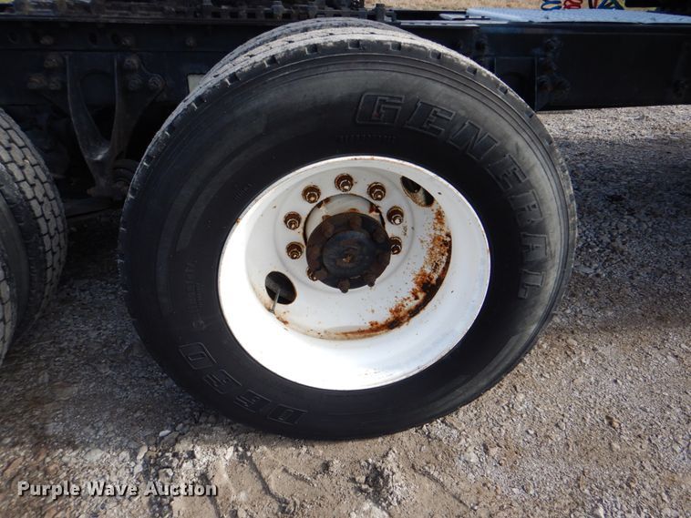 image for item HX9191 2007 International 9400i  semi truck