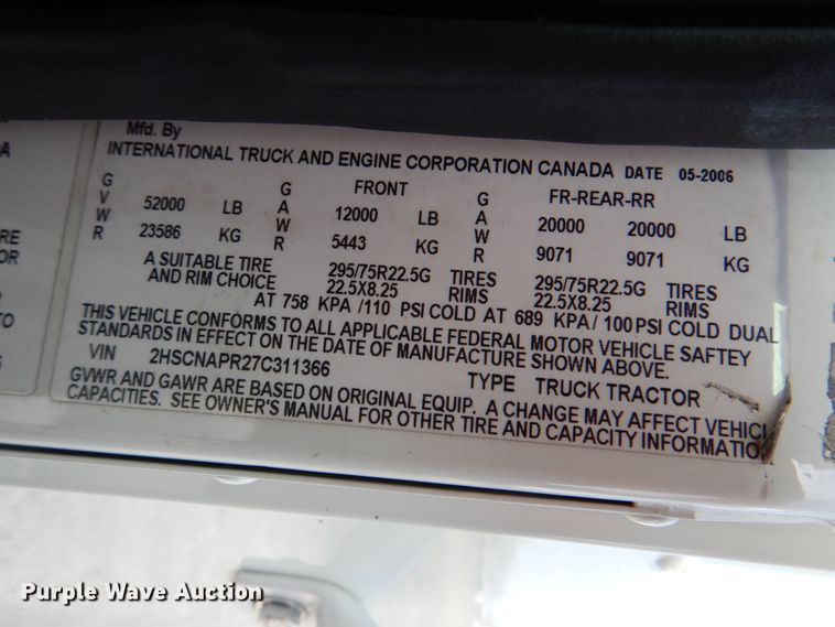 image for item HX9191 2007 International 9400i  semi truck