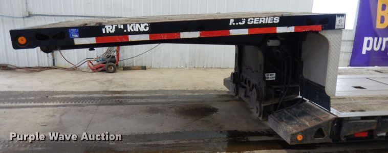 image for item IA9488 2000 Trail King TK60MG-482  lowboy equipment trailer