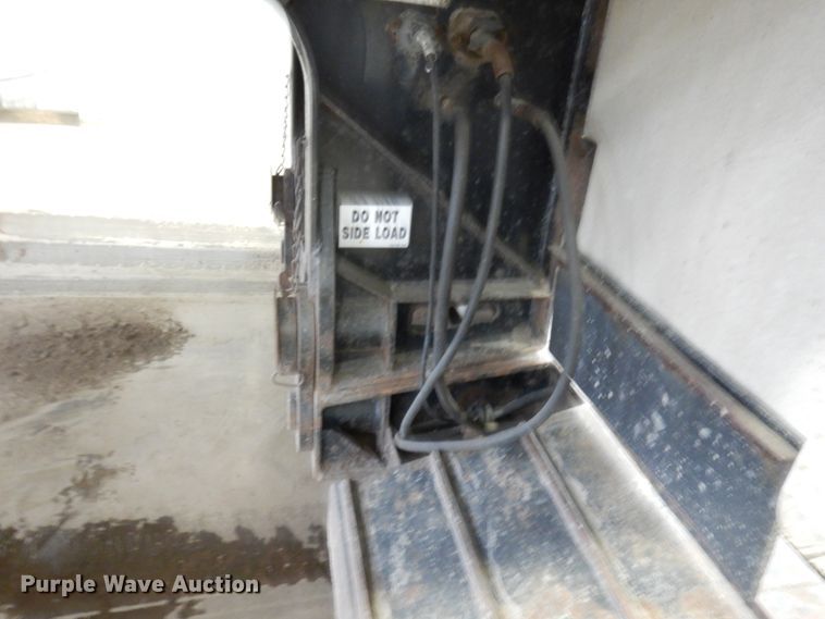 image for item IA9488 2000 Trail King TK60MG-482  lowboy equipment trailer