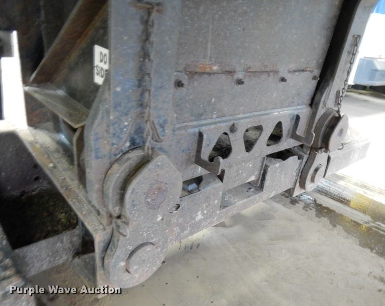 image for item IA9488 2000 Trail King TK60MG-482  lowboy equipment trailer