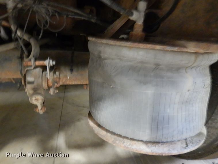 image for item IA9488 2000 Trail King TK60MG-482  lowboy equipment trailer