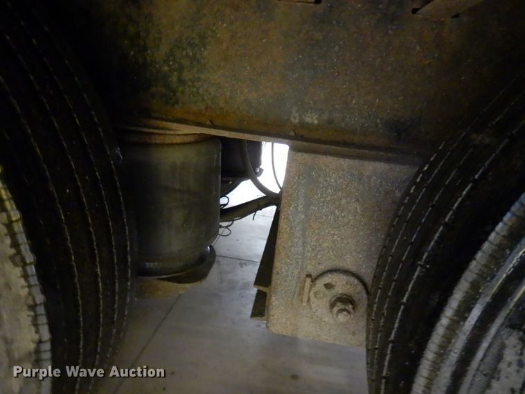 image for item IA9488 2000 Trail King TK60MG-482  lowboy equipment trailer