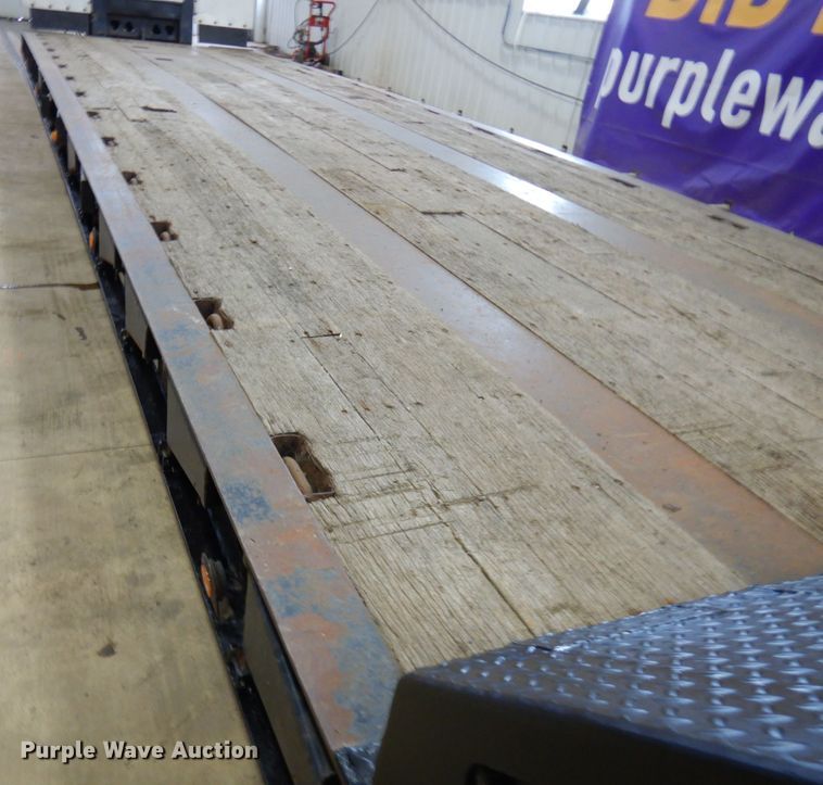 image for item IA9488 2000 Trail King TK60MG-482  lowboy equipment trailer