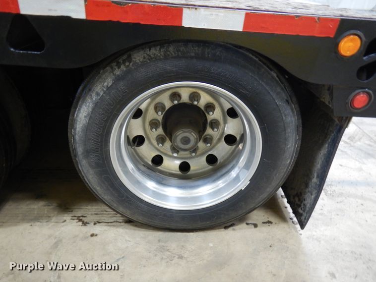 image for item IA9488 2000 Trail King TK60MG-482  lowboy equipment trailer